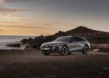 Audi A6 Allroad Quattro: теперь с зарядкой от розетки и «мускулами» от RS6