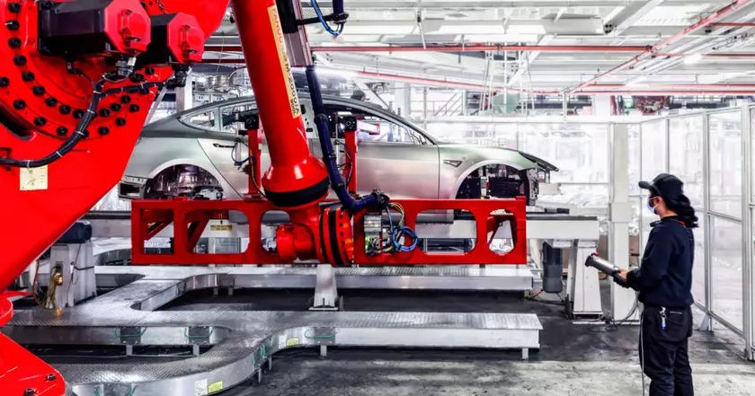 Tesla: Чего ожидать от нового цикла производства автомобилей?