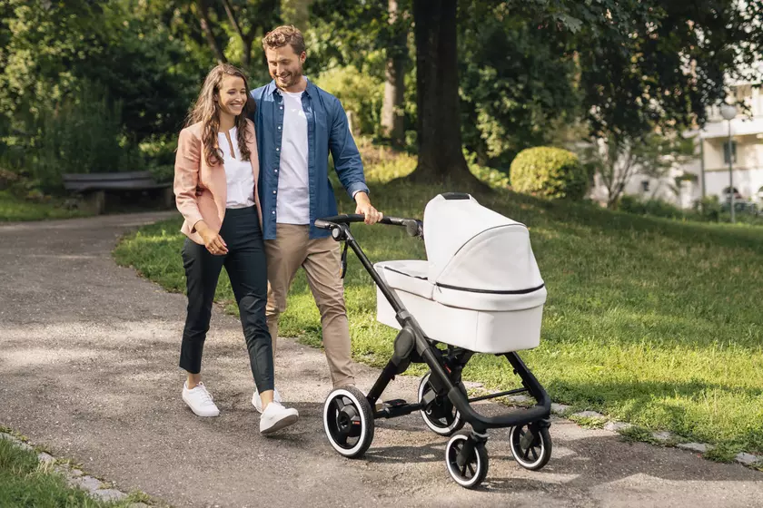 Bosch продемонстрировала детскую электроколяску: она будет ездить сама (на самом деле нет)