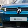 Прев'ю Citroen C5 Aircross Emeraude рухається дорогами