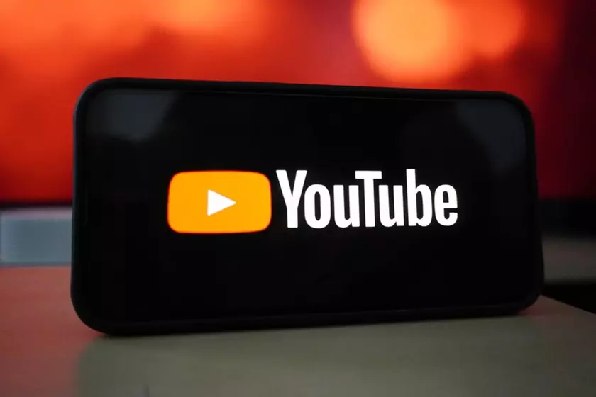 Эволюция логотипа YouTube: как бренд менялся с годами