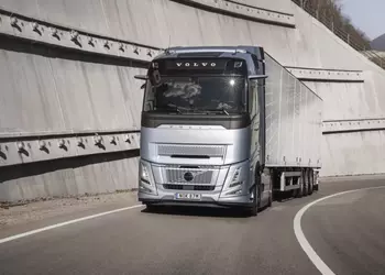 Volvo Trucks впервые внедрила систему стоп/старт на грузовиках