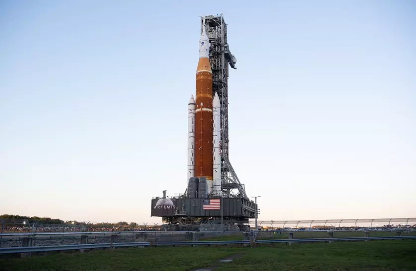 NASA признаёт огромную стоимость лунных ракет SLS – двигатели для SLS стоят в десятки раз дороже, чем для ракет SpaceX