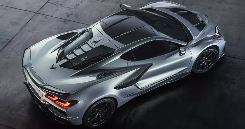 Presentamos el Chevrolet Corvette ZR1X: Potencia y Elegancia Redefinidas
