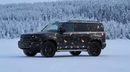 Geely Unveils Galaxy Cruiser: A Bold Rival to Land Rover Defender with Swim Mode and Hybrid Power