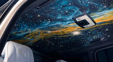 Rolls-Royce Cullinan Cosmos: стелю позашляховика перетворили на витвір мистецтва