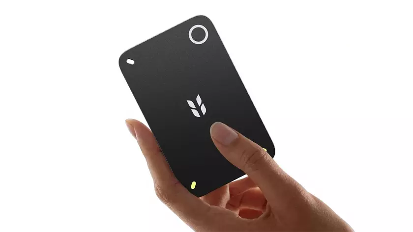Тонкий Bluetooth-трекер Ugreen в формате карты