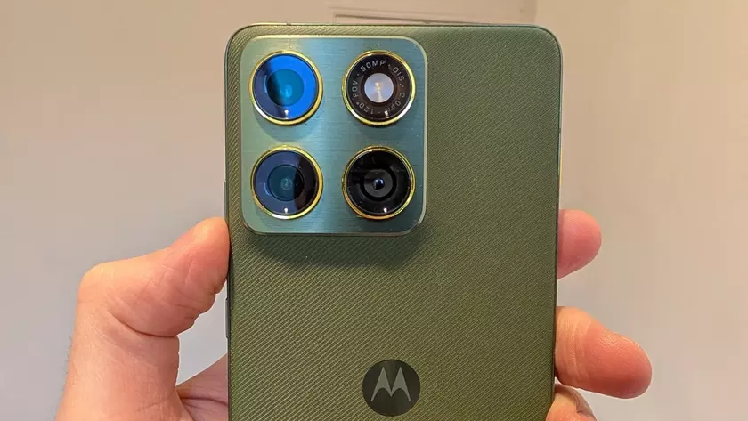 Exploring the Insider Details of Motorola's Signature Style