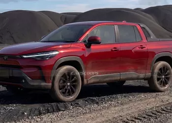 Toyota Corolla Cross превращается в пикап: практичность вместо пафоса