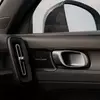 Предварительный просмотр обновленного салона Volvo EX40
