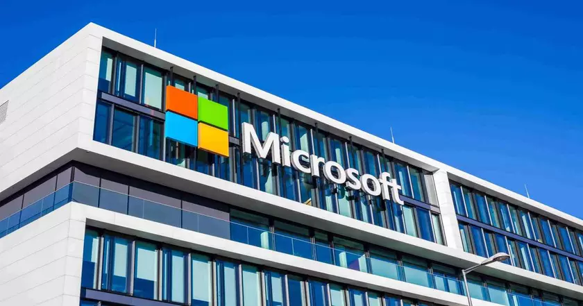 Microsoft инвестирует 1,5 миллиарда долларов в эмиратскую компанию, занимающуюся ИИ