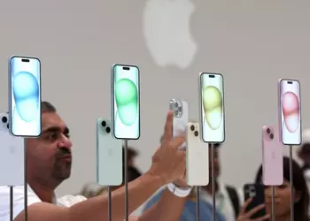 iPhone sales in China continue to fall