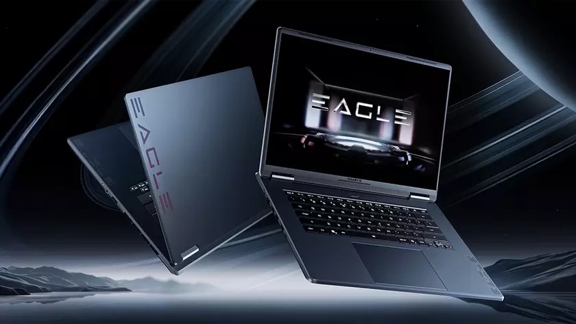 Игровой ноутбук Gigabyte Eagle GL6J с открытым экраном