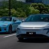 Nissan N7 next to the GT-R.