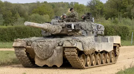 La Suisse vendra 25 chars Leopard 2 à l'Allemagne, qui les transférera ensuite à l'Ukraine.