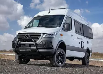 Mercedes-Benz Sprinter от Vansports: когда «бусу» захотелось приключений на бездорожье
