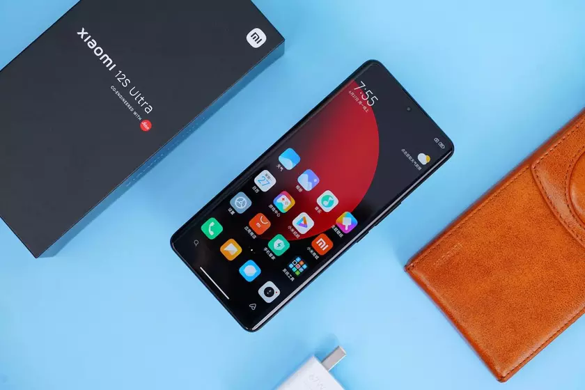 Xiaomi 12S Ultra не получил датчика приближения: вместо него используется программное обеспечение на базе ИИ