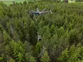 Дрон AirForestry впервые автономно срубил дерево и вынес его из леса