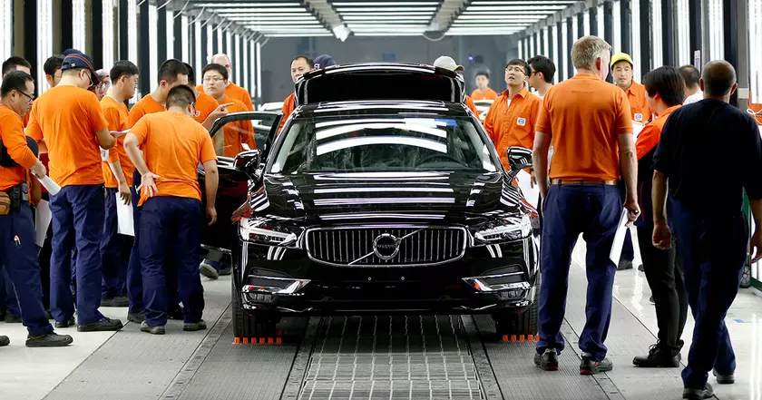 Volvo начинает предсерийное производство S90 в Китае: что ждать?