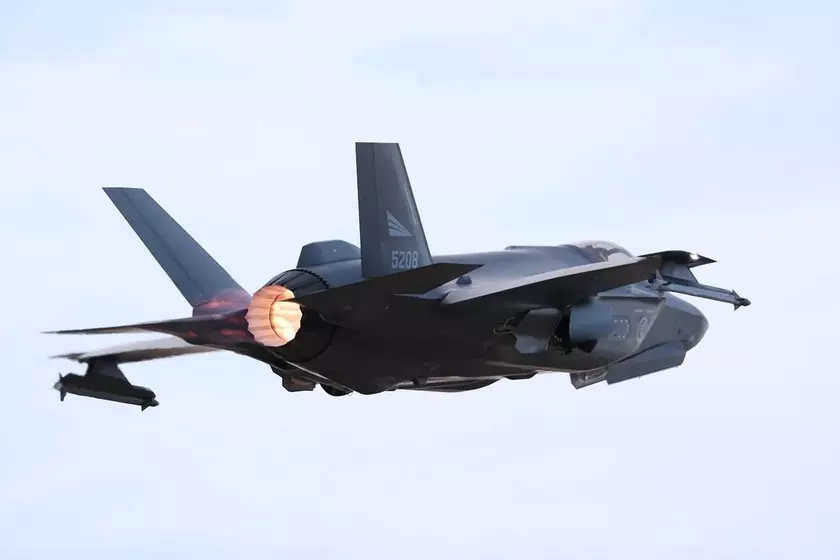 Австралия потратит $512 млн на приобретение ракет JSM и LRASM для самолётов F-35, F/A-18 и P-8A