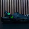 Дизайн Crocs у стилі геймпада Xbox