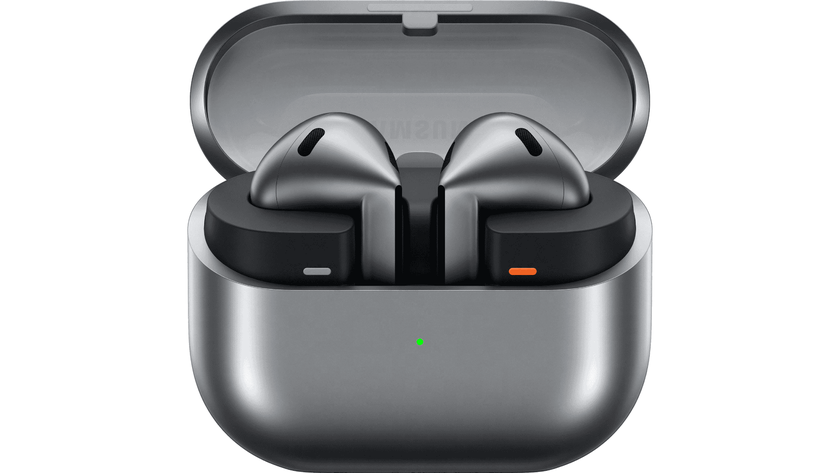 С новыми Galaxy Buds 3 Pro управлять громкостью можно с помощью простых голосовых команд 