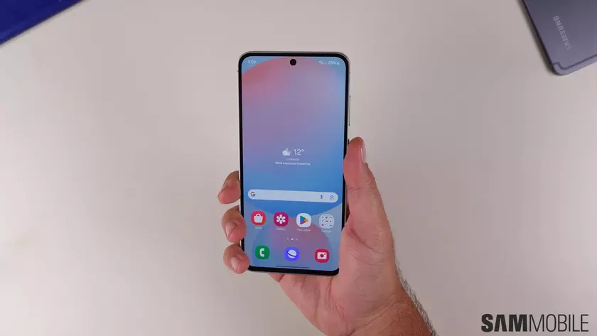 Galaxy S24 FE: Обновление до One UI 7 уже в Европе