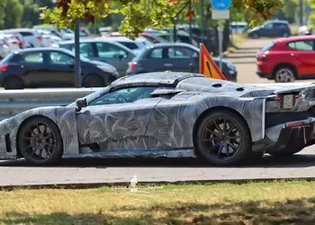 Ferrari F80 Aperta: Гиперкар без крыши для тех, кому мало эксклюзивности