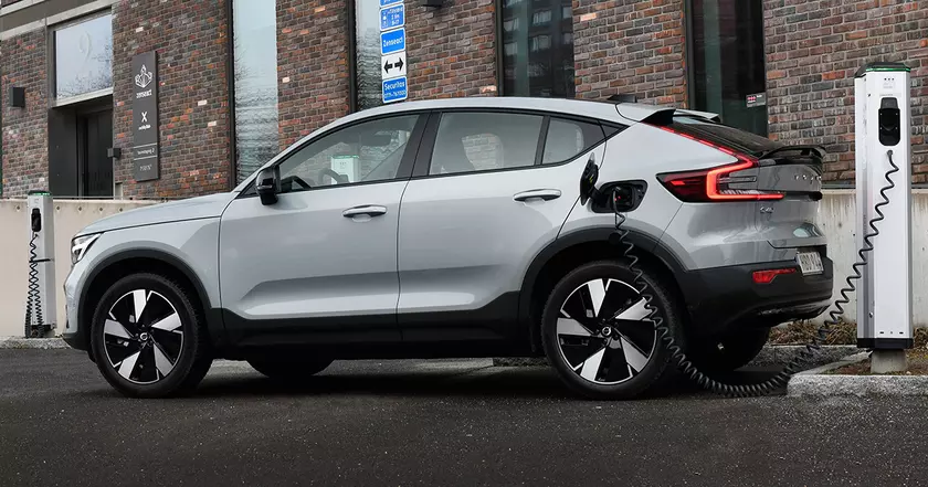 Volvo C40 Recharge: A Step Forward in Electric Vehicle Innovation