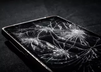 Analysts: smartphones with screens that can "self-heal" will appear on the market in the next 5 years