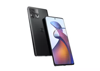 Moto S30 Pro with Snapdragon 888+ chip and 67W fast charging will hit the global market as Motorola Edge 30 Fusion