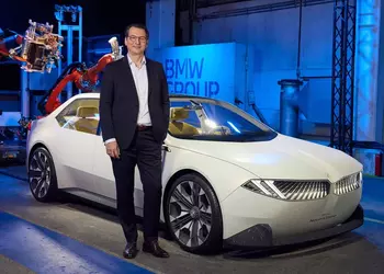 Новая эра BMW: Милан Неделькович заменил Оливера Ципсе на посту CEO