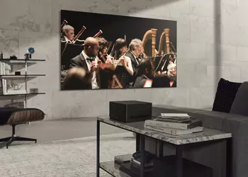 LG представила огромный беспроводной монитор Signature OLED M3 с поддержкой 4K@120FPS «по воздуху»