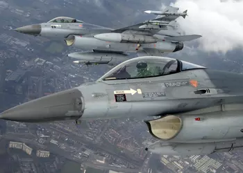 Первый болгарский F-16 вышел из строя сразу после прибытия и не может подняться в воздух