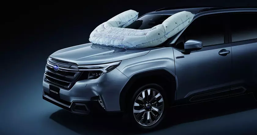 Безопасность на новом уровне: Subaru Forester с внешней подушкой безопасности