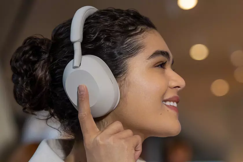 Sony WH-1000XM5 с обновлением ПО получили функцию Head Tracking и поддержку LDAC при подключении к нескольким устройствам