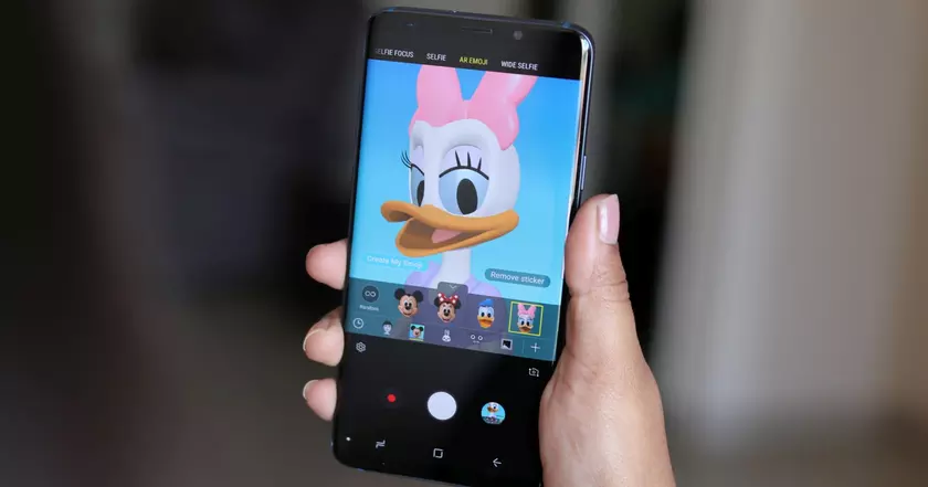 Обновление редактора AR Emoji от Samsung улучшает использование S Pen
