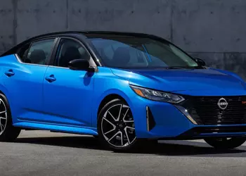 Nissan отзывает более 40 тысяч автомобилей в США из-за пузырьков в лобовом стекле