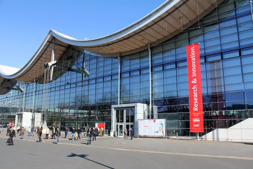 Умные вещи на выставке CeBIT 2016