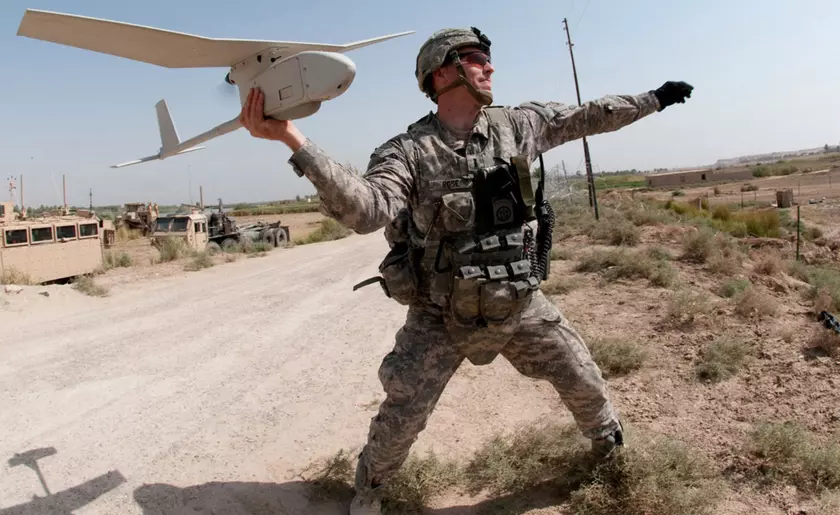 Технологии в небе: Подробный взгляд на RQ-11 Raven