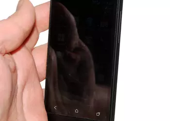 Всех убью, один останусь: подробный  обзор Android-смартфона HTC One V