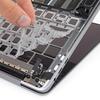 ifixit-macbook-pro-2018-keyboard-3.jpg