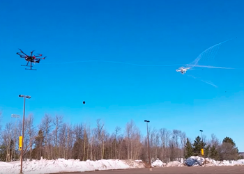 Гексакоптер Robotic Falconry для ловли дронов-нарушителей