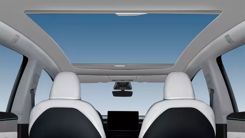 Выдвижная шторка для Tesla Model Y