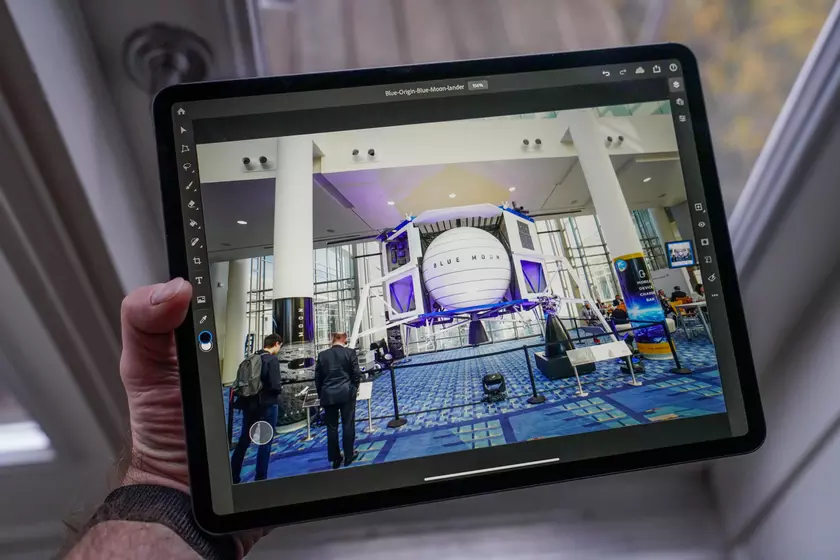 Adobe Photoshop выходит на iPad
