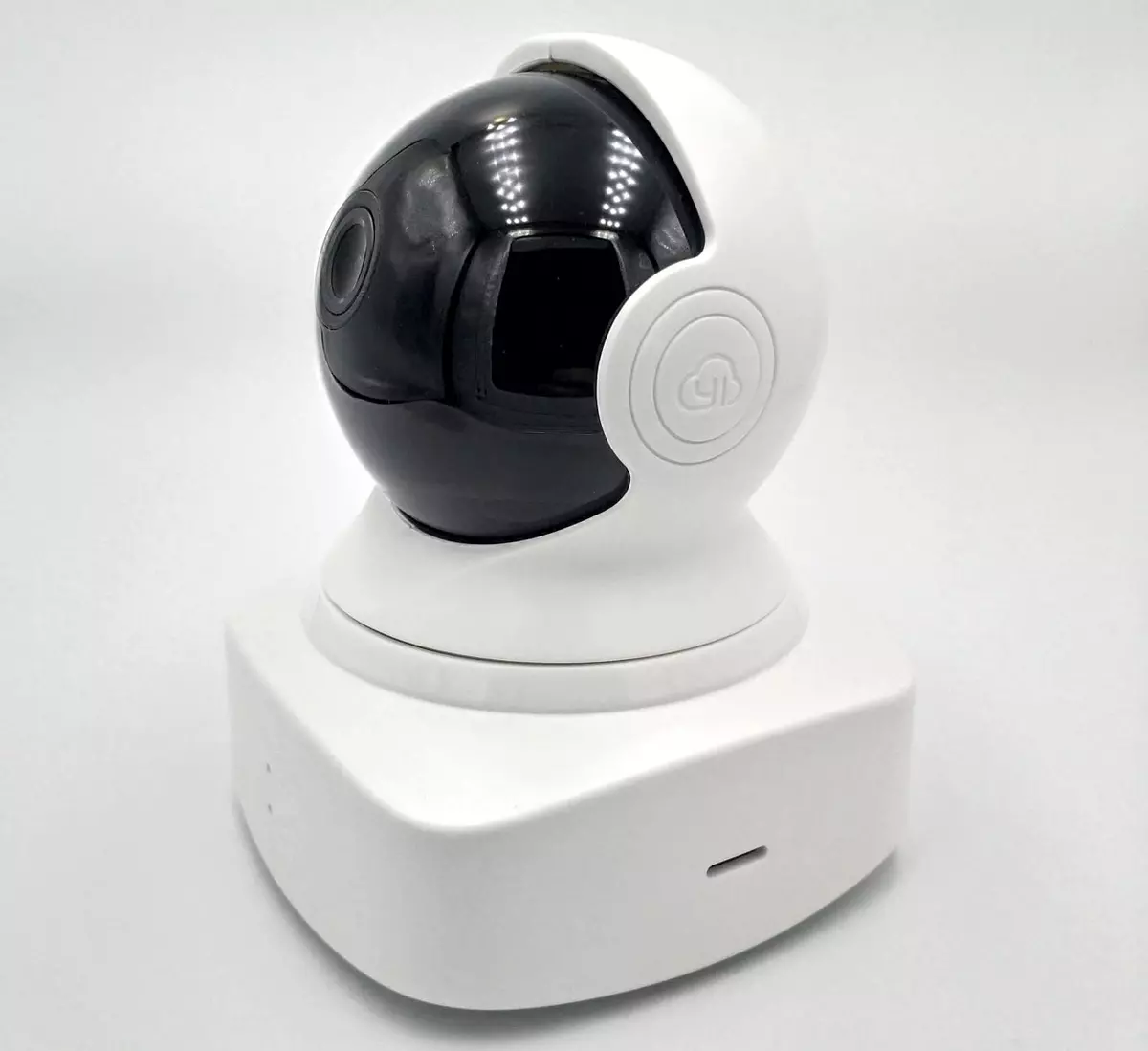360-градусная камера YI Cloud Dome