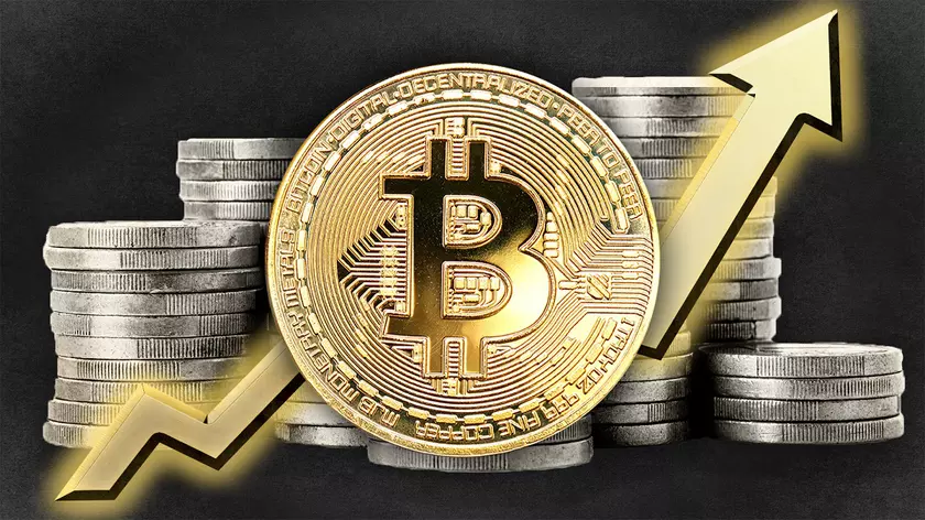 Новый рекорд Bitcoin: стоимость криптовалюты превысила $111 000 и достигла исторического максимума