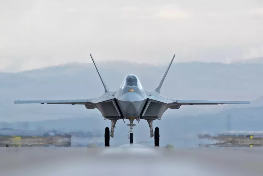 Конкурент F-35 Lightning II и F-22 Raptor: Украина планирует закупать турецкие истребители пятого поколения KAAN