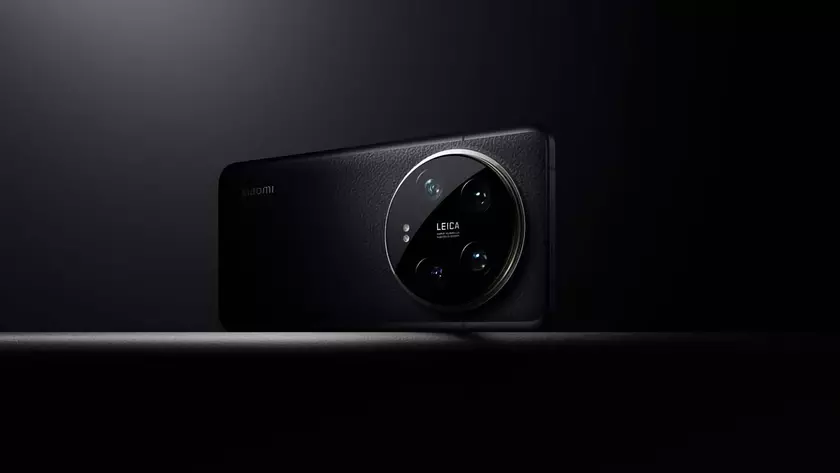 Слух: Xiaomi 15 Ultra получит аккумулятор около 6000 мАч с поддержкой проводной зарядки на 90 Вт и беспроводной на 80 Вт