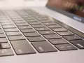 post_big/apple-macbook-pro-15-inch-2017-11-990x557.jpg